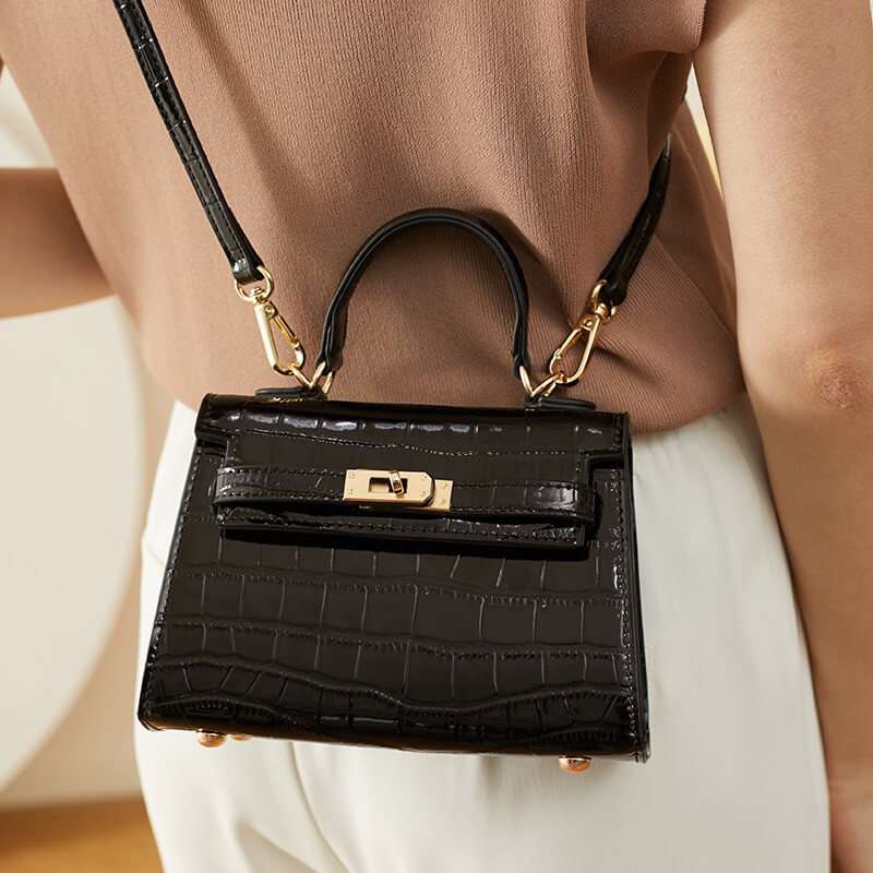 EvaGrande Croco Satchel