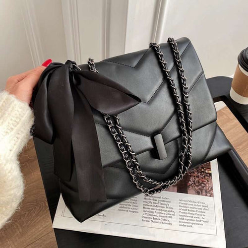 EvaBelle Flap Bag