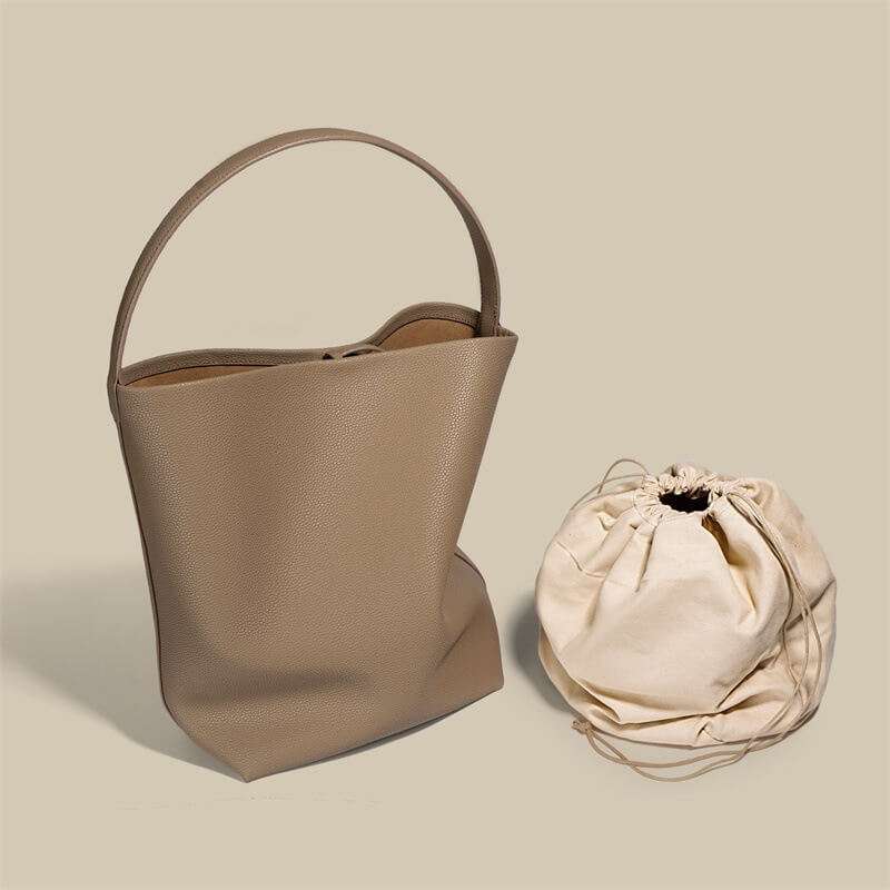 EvaFlow Hobo Bag